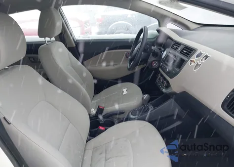 2013 Kia Rio Lx z USA, uszkodzony, nr VIN KNADM5A38D6207442